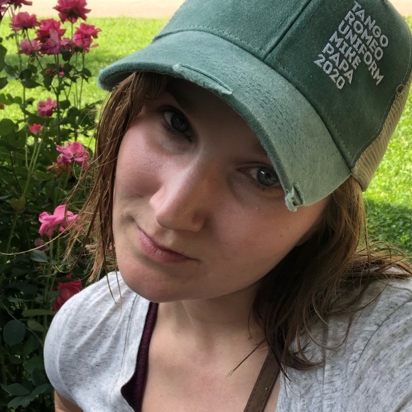 Meet your Posher, Megan - Picture 1 of 1